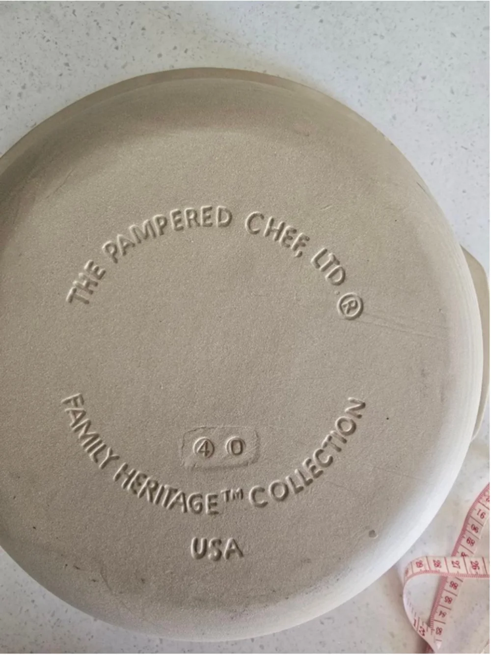 The Pampered Chef Beige Family Heritage Collection Cookware